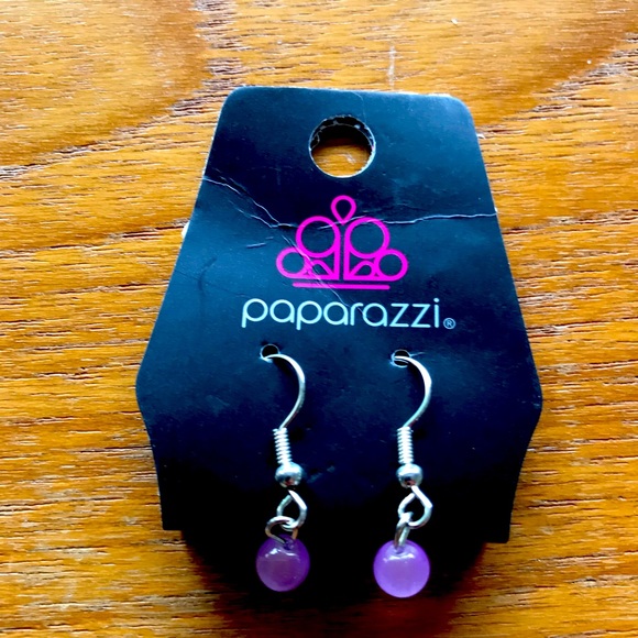 Paparazzi Earrings, lavender stone